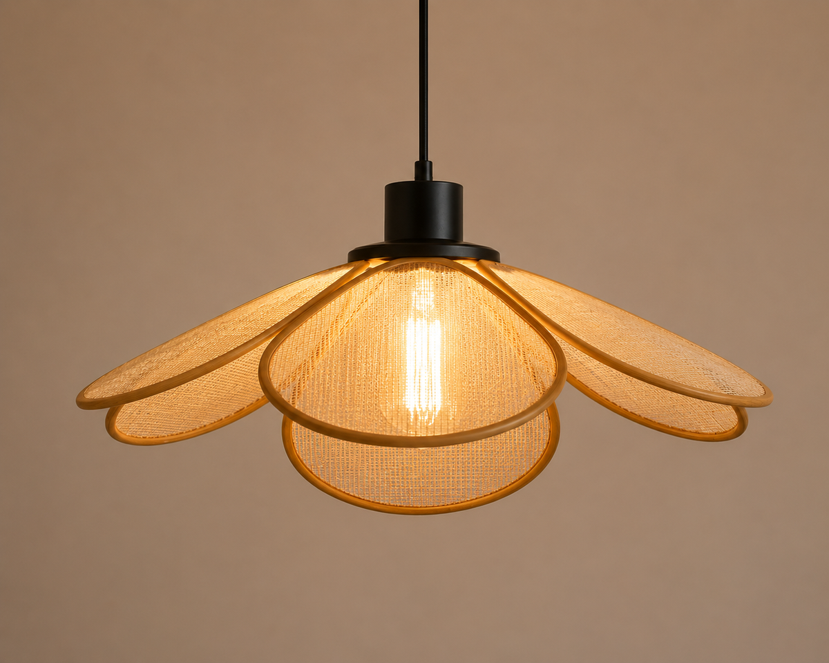 Liora Taklampa